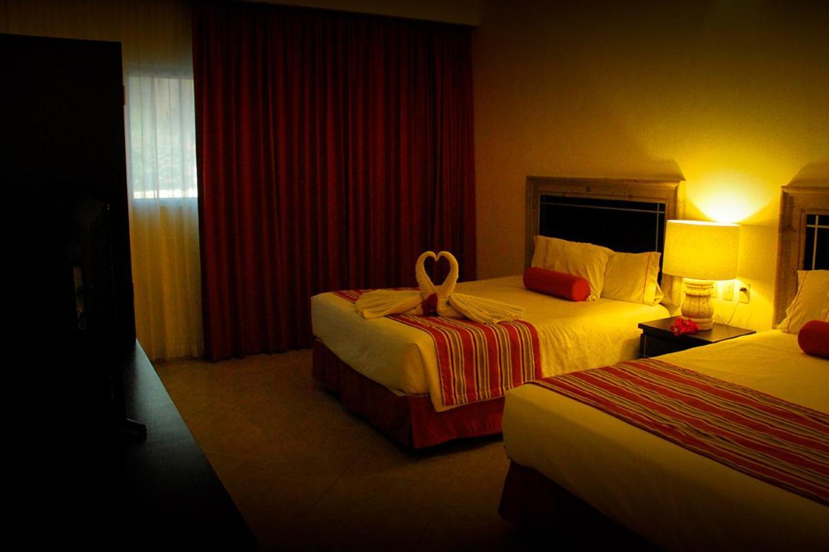 Los Picos Hotel & Suites Bucerías מראה חיצוני תמונה