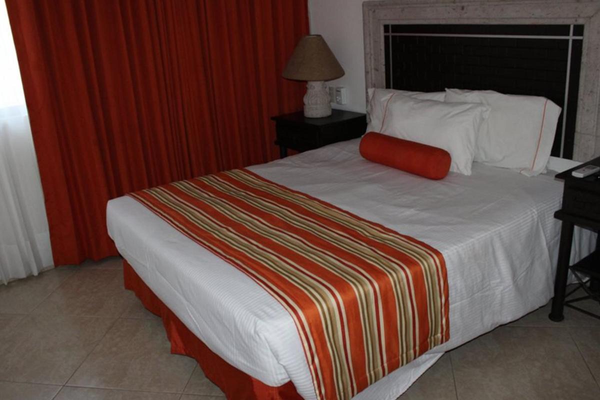 Los Picos Hotel & Suites Bucerías מראה חיצוני תמונה